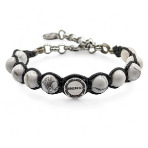 Eos - Howlite 2